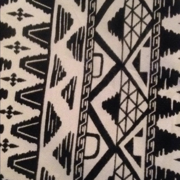 Tribal Print Skirt - Picture 3 of 3